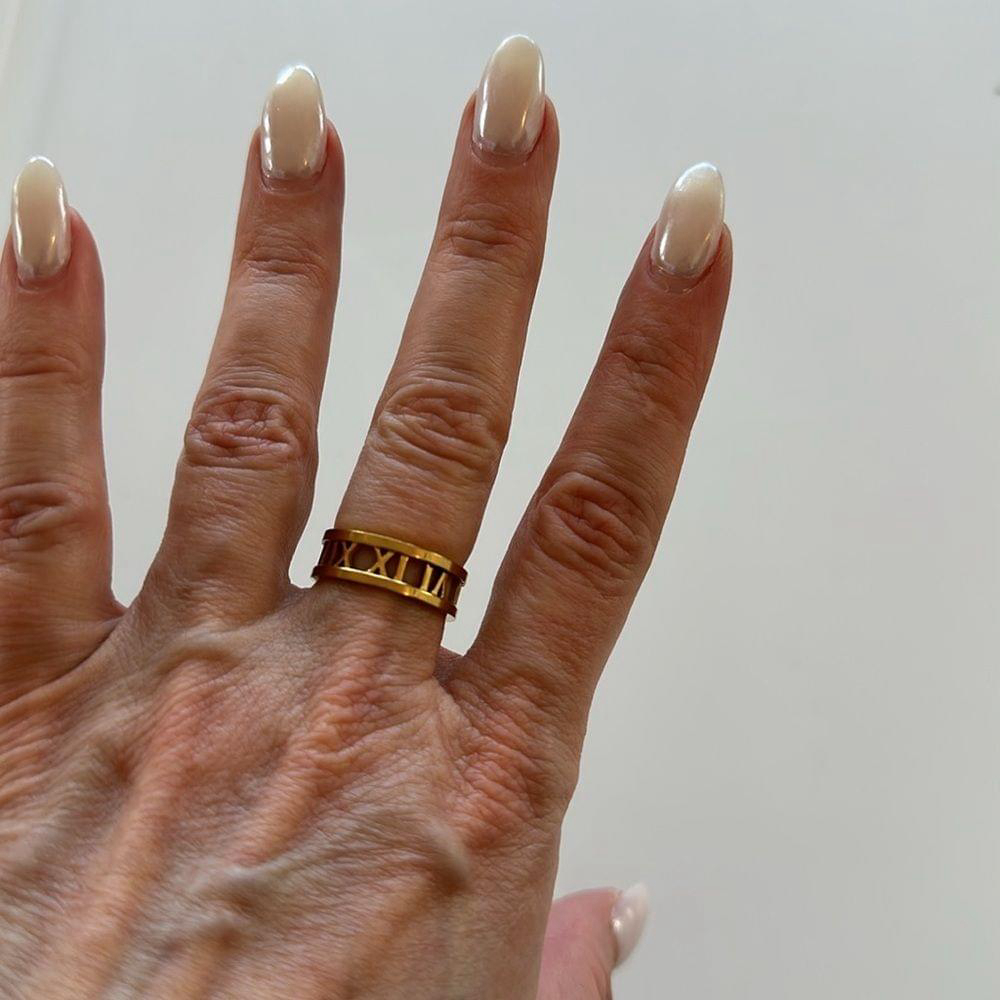 The Styled Collection Roman Ring - Picture 2 of 5